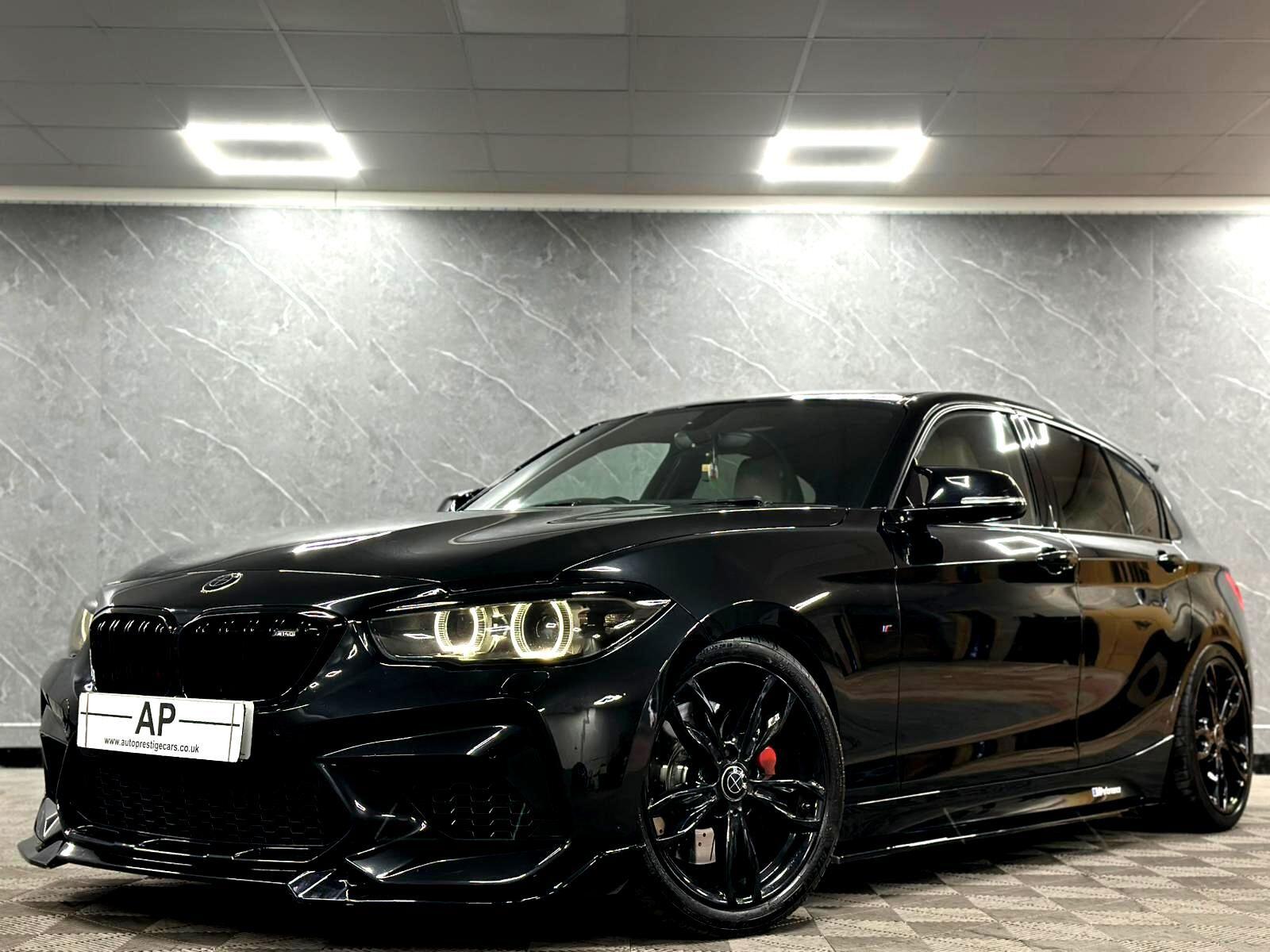 BMW 1 Series secondary view